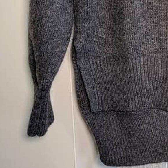H&M Dark Grey Long sleeve Turtleneck Sweater Size Medium - Picture 8 of 8
